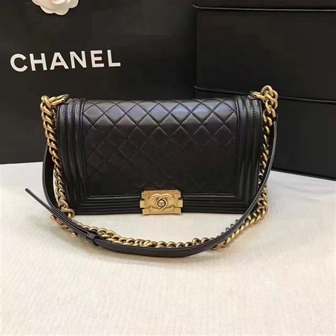 chanel boy bag 28cm|Chanel boy flap bag price.